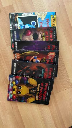 Five Nights at Freddy's Fazbear Frights Book Set