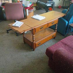 Beautiful Coffeetable With 2 Leaves Solid Wood 