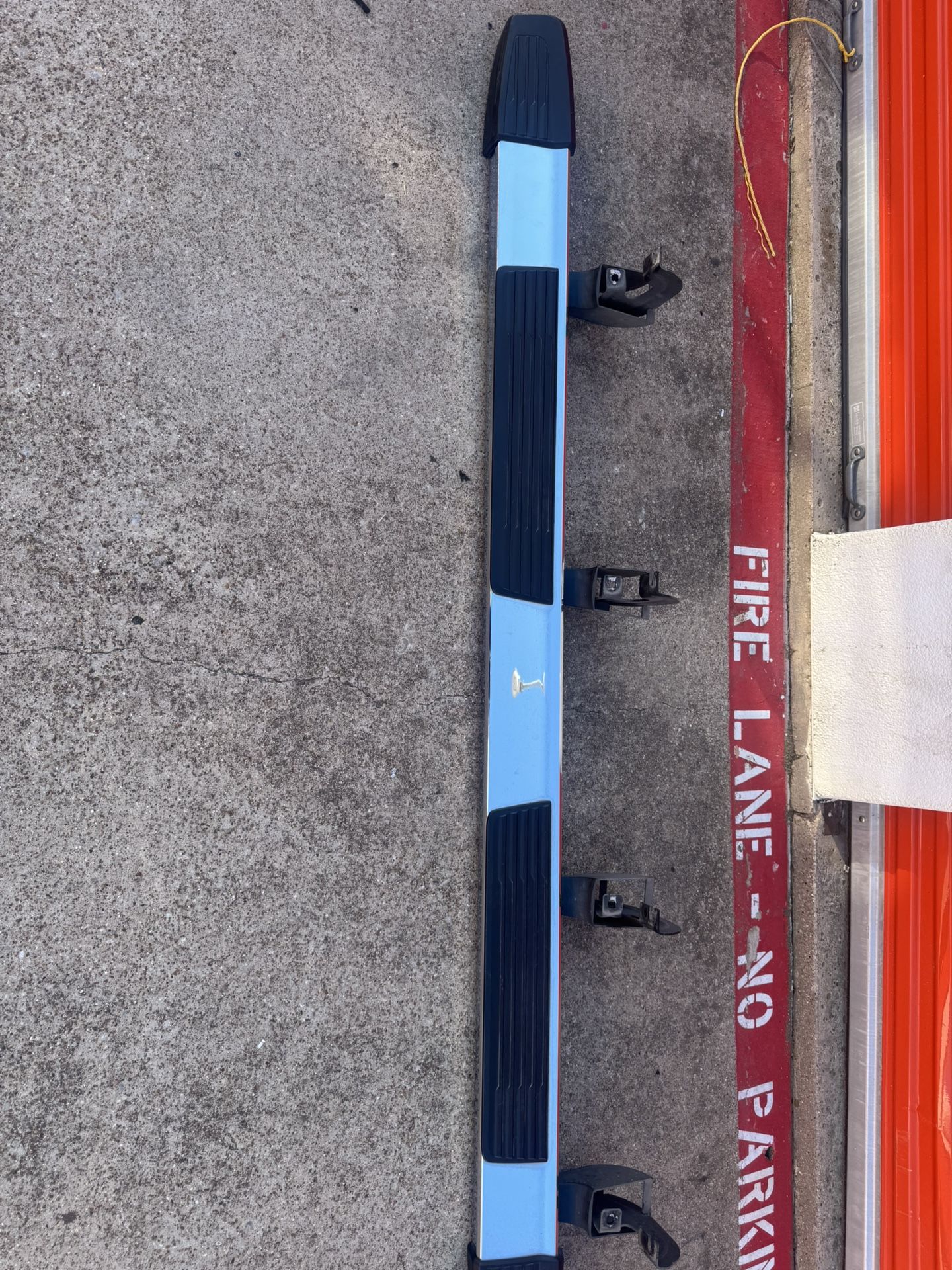 2019-2022 GMC Sierra Running Board