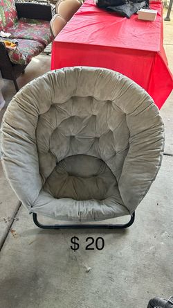 Gray Foldable Saucer Moon Chair