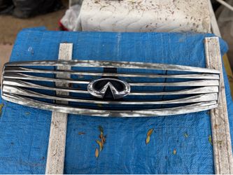 Infiniti G35 Sedan front Grill