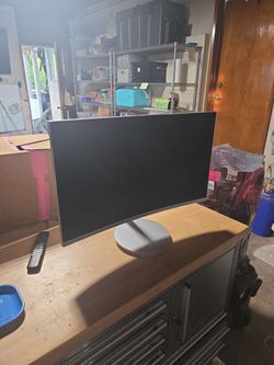 Curved Samsung Monitor | 1080p 60hz