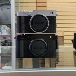 FujiFilm X-E5 black or silver