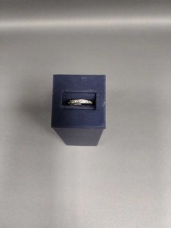 White Gold 14k (.585) 2.8 grams Size 6
