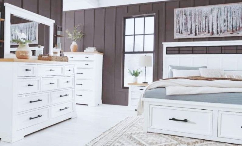 Ashley Queen Storage Bedroom Group
