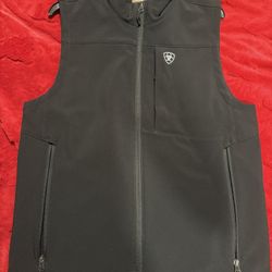 Ariat Vest Small Adult Used Once!