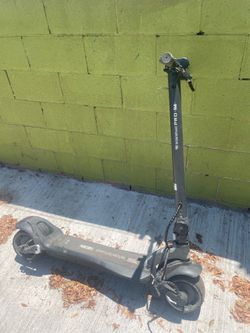 Electric scooter