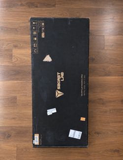 Secretlab MAGNUS Pro XL 70" Electric Sit-to-Stand Desk