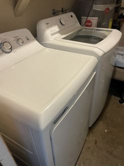 Washer And Dryer In Good Shape 