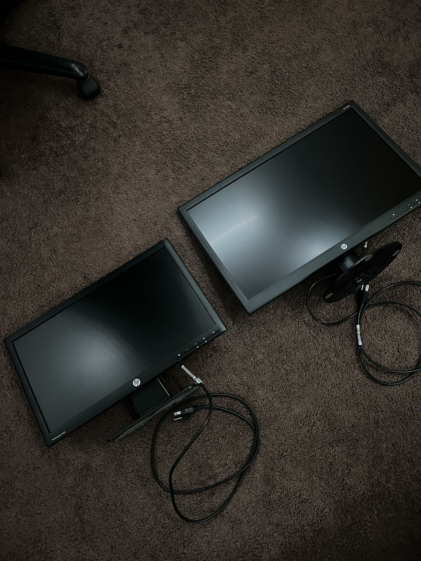24in & 20in Monitors