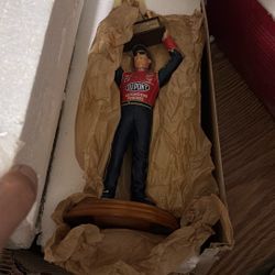 Jeff Gordon 2001 Championship Sculpture 