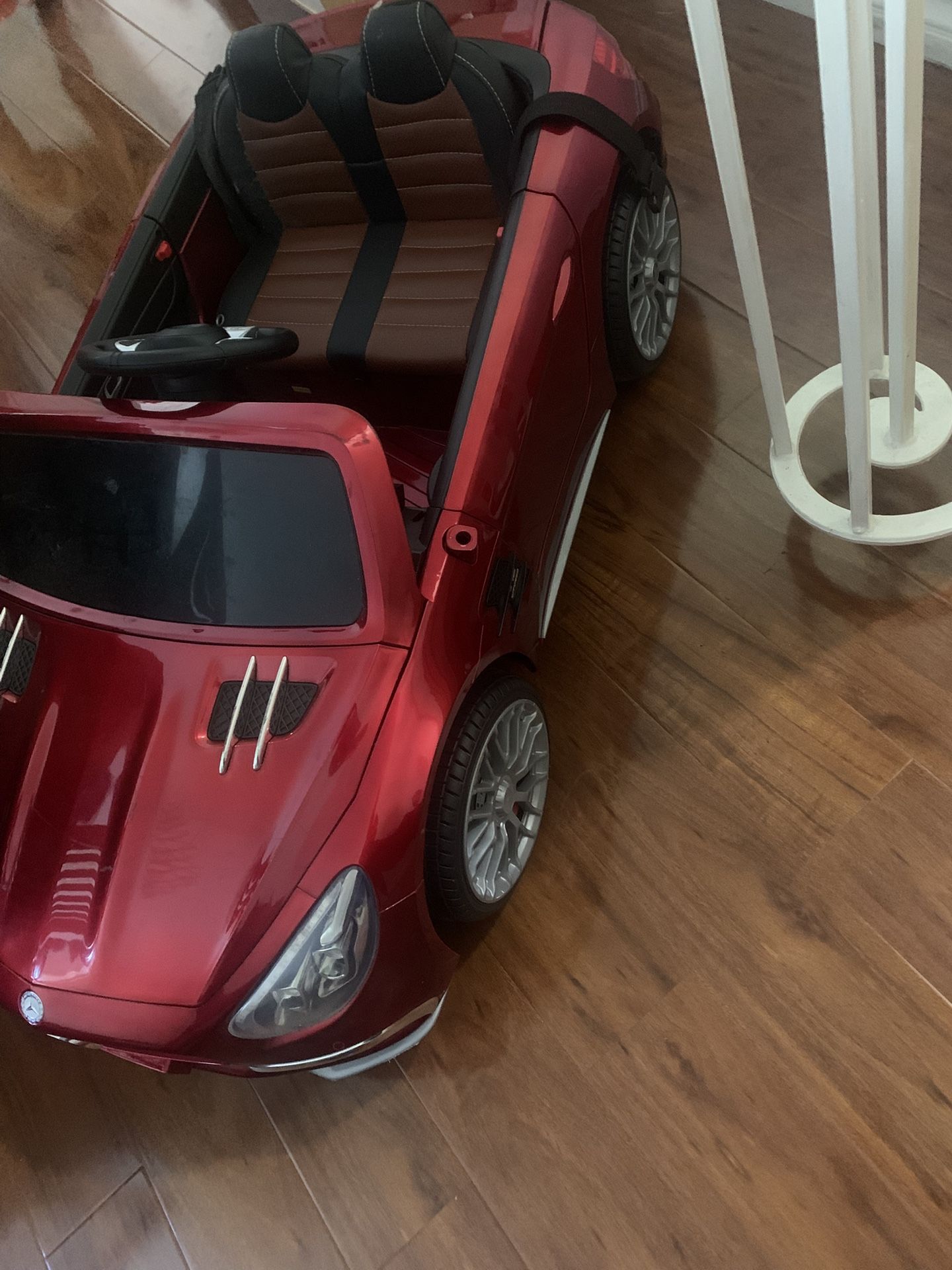 Recharchable Car With Parent Remote
