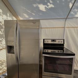 Whirlpool Refrigerator And Range Set 