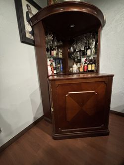 woden bar