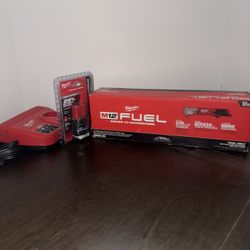 Milwaukee M12 Fuel Wrench W/ Battery And Charger