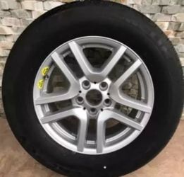 2002 - 2006 BMW X5 Tire