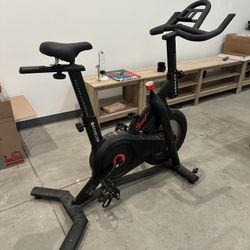 Echelon Connect Sport Indoor Cycling Exercise Bike
