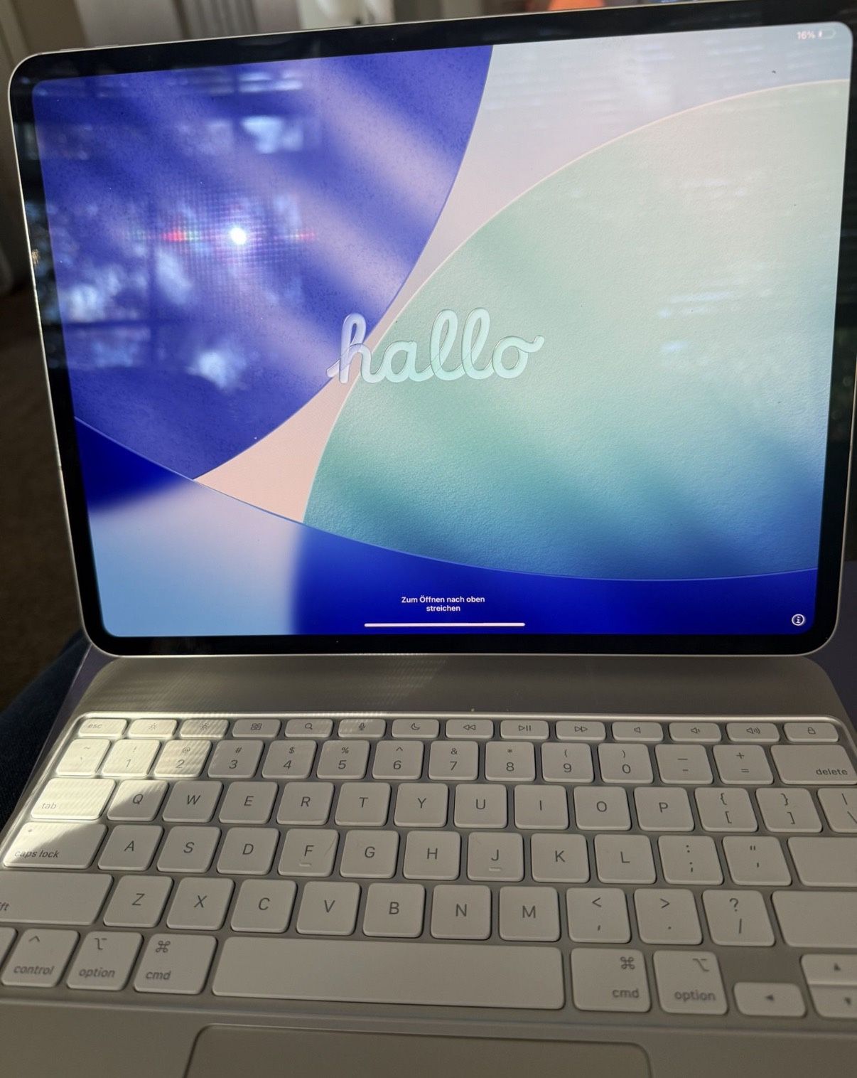 PENDING PICK UP. LIKE NEW!!! Apple iPad Pro 13 Inch - Manchester NH