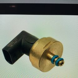 Mercedes OEM Fuel Pressure Sensor