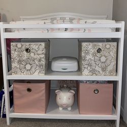 Baby Changing Table & Changing Pad 