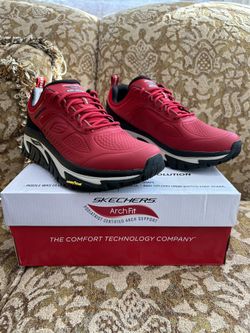 Skechers Arch Fit Recon Size 8.5 Men’s 