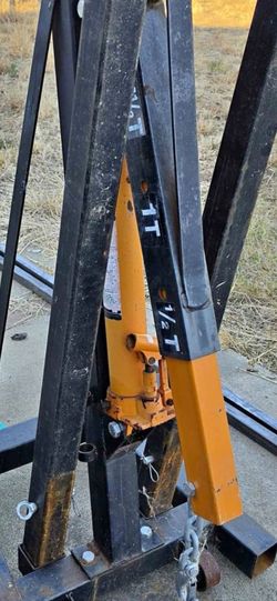 2-ton auto engine hoist