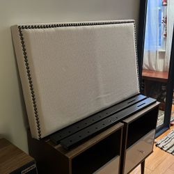 Headboard 