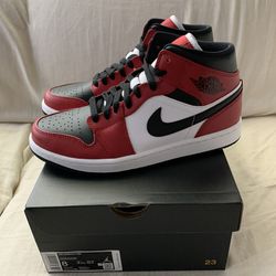 Nike Air Jordan 1 Mid Chicago Toe Red Black White New Size 8