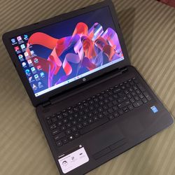 15.6"inch Intel Core i3 HP TOUCHSCREEN Laptop, 1TB HDD, 6GB RAM, Inbuilt Bluetooth, HDMI, DVD📀, SD Card Reader And a WebCam.