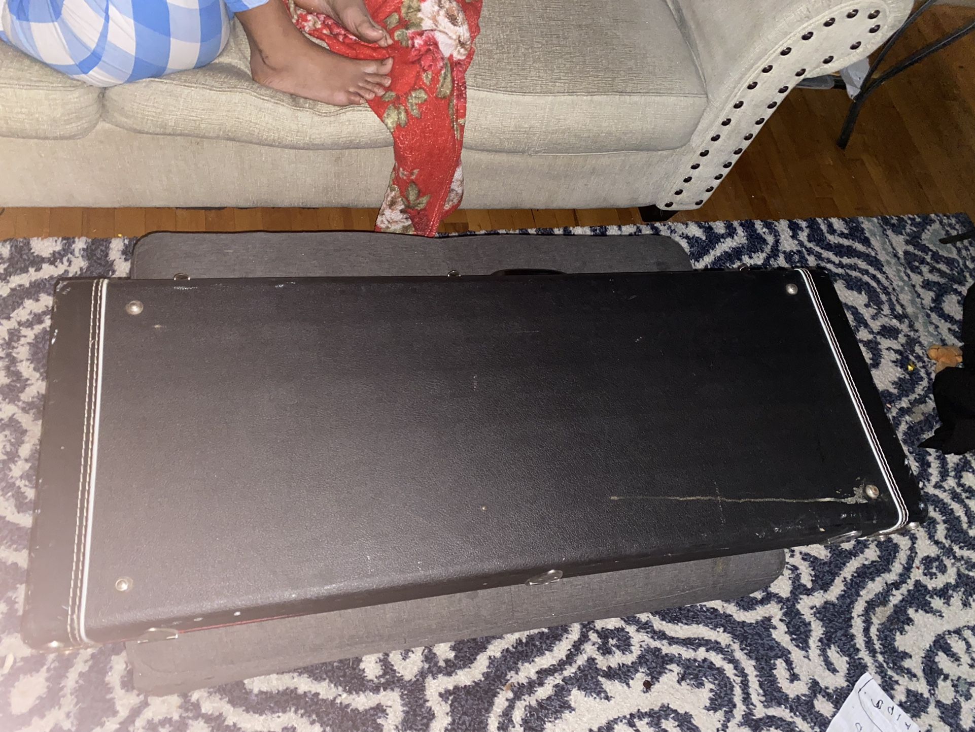 Vintage Stratocaster Guitar Case Fully Working