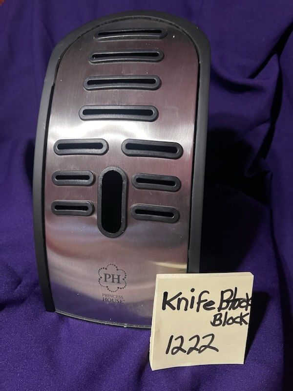 New! Princess House Knife Block