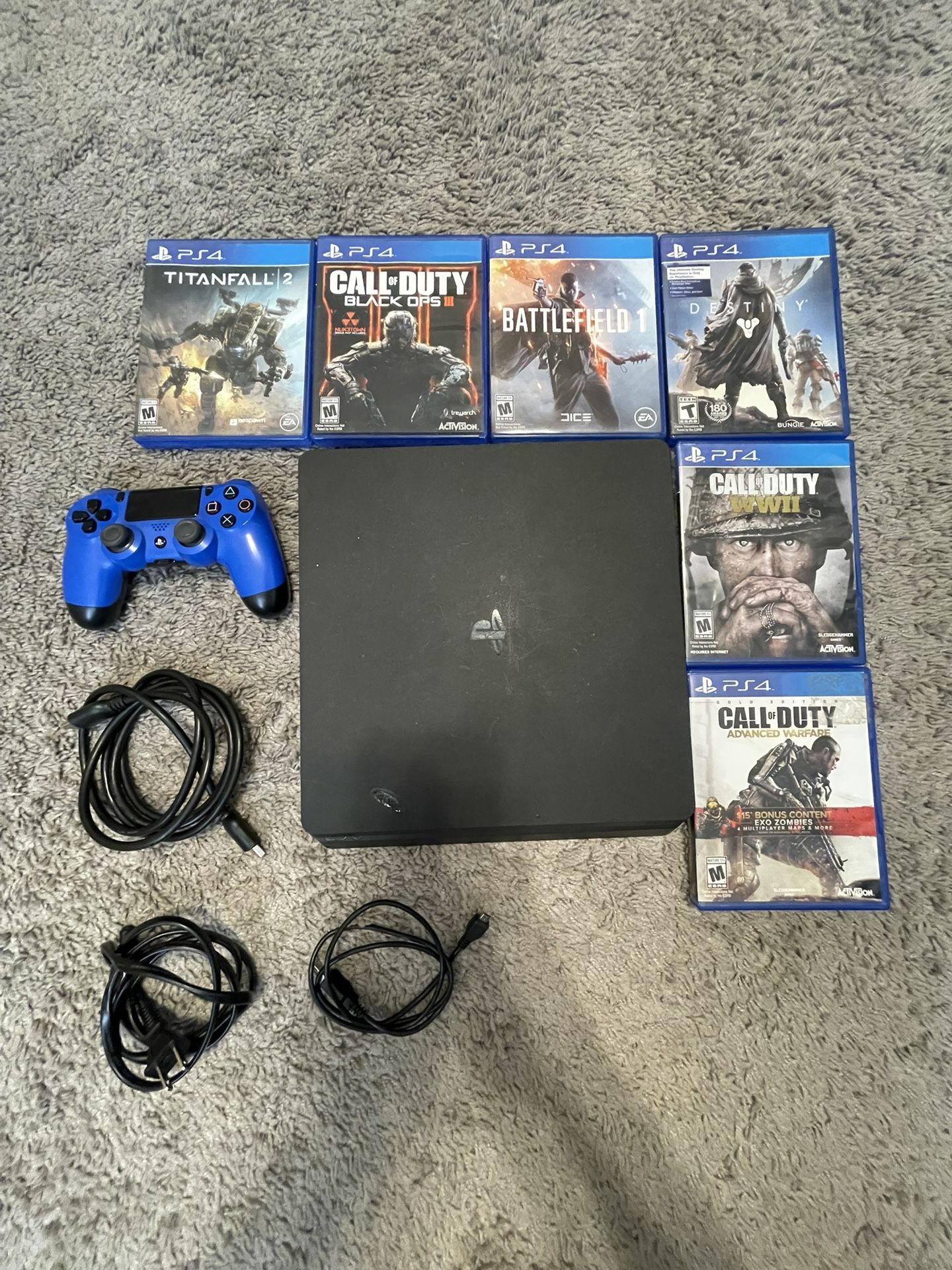 PS4 Slim - 1 TB + 1 Controller + 6 Games