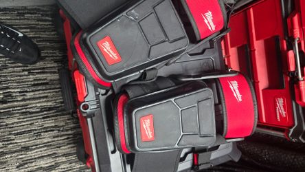 Milwaukee knee pads