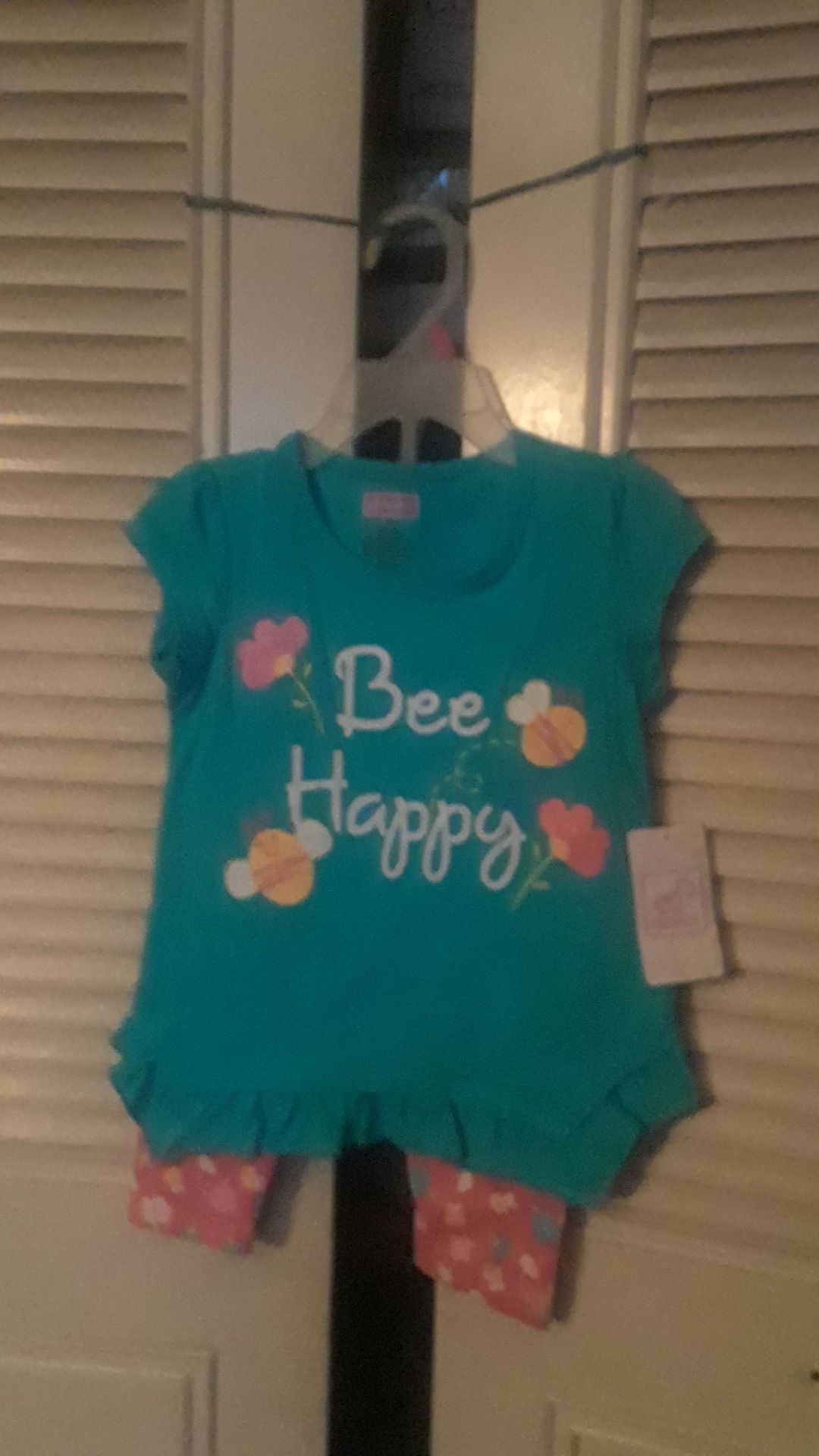 Ropa para bebita nueba 12 m 18 m24m