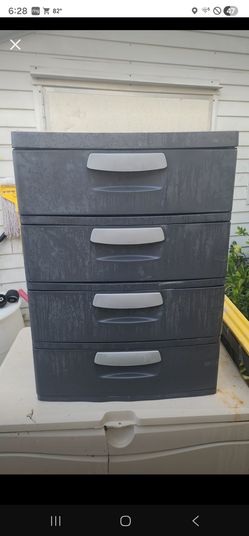 Sterilite 4-Drawer Plastic Chest