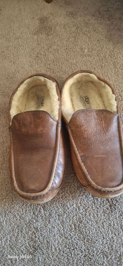 Ugg slippers