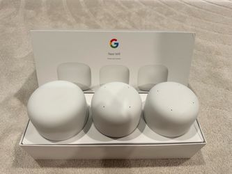 Google Nest Wifi Router and 3 Points