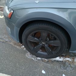 2013 Audi All Wheel Wagen.