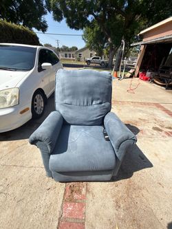 PRIDE Products electric lift chair