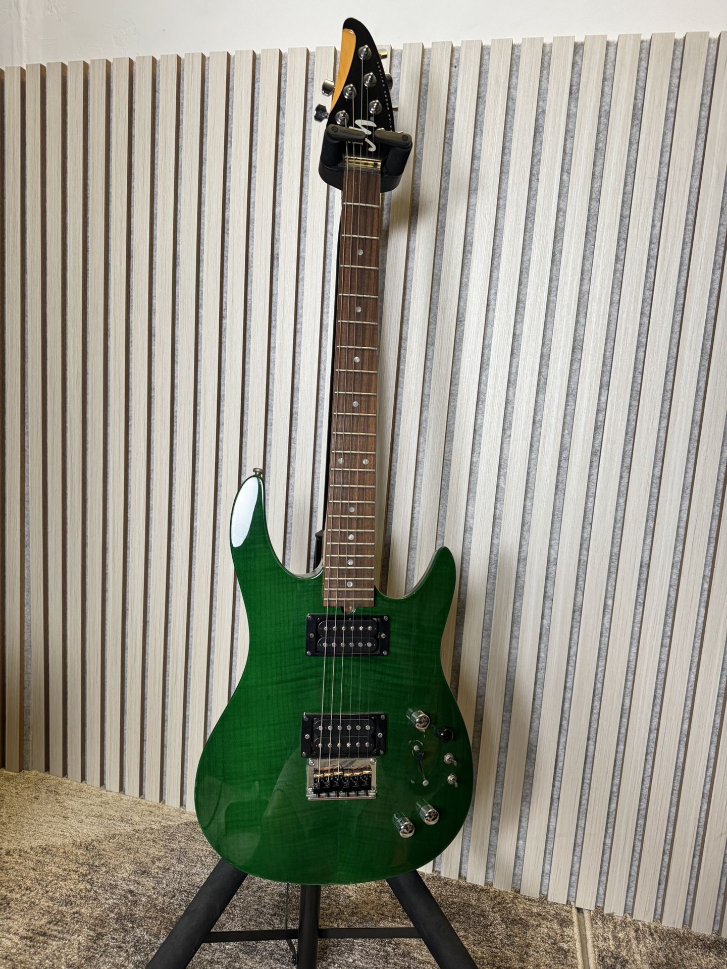 Brian Moore iGuitar i1000 Series Electric Guitar