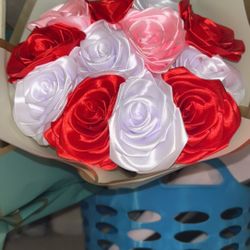 Eternal Roses/ Rosas Eternas