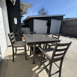 High Top Table And Chairs 