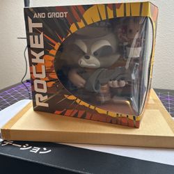 Rocket And Groot [super Deluxe] [vinyl Collectibles]