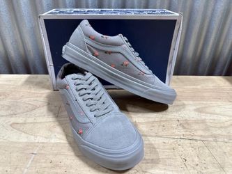 Vans Exclusive June Takahashi 8.5 Grey Floral