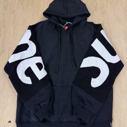 Supreme Hoodie 