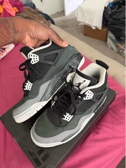 Jordan 4
