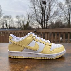 Nike Dunk Low GS Soft Yellow Size 5Y