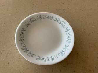 Correlle dessert plates