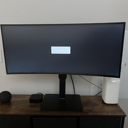 LG  34” IPS Curved Gaming monitor 