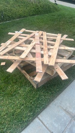 Free Wood Pallets